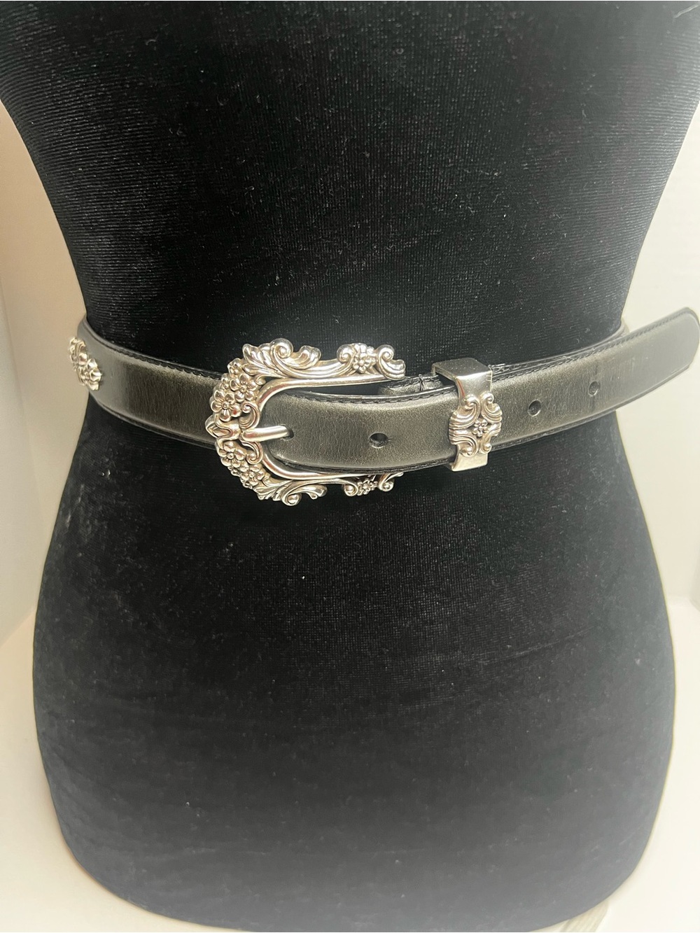 Fossil Black Leather Western/Victorian Belt with Ornate Silver Floral Buckle